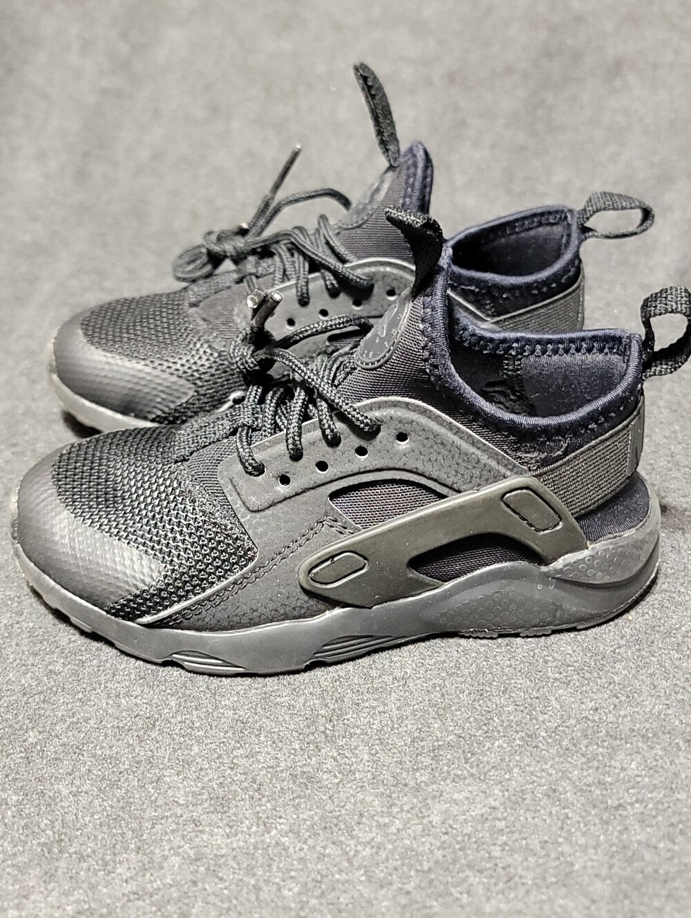 Used Nike Air Huarache Run Ultra sneakers 11.5C